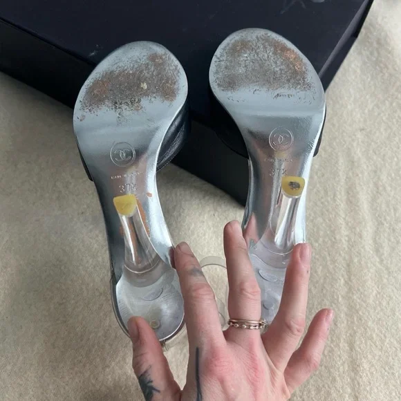 Chanel Lucite Heels 7.5 RARE - Picture 4 of 6